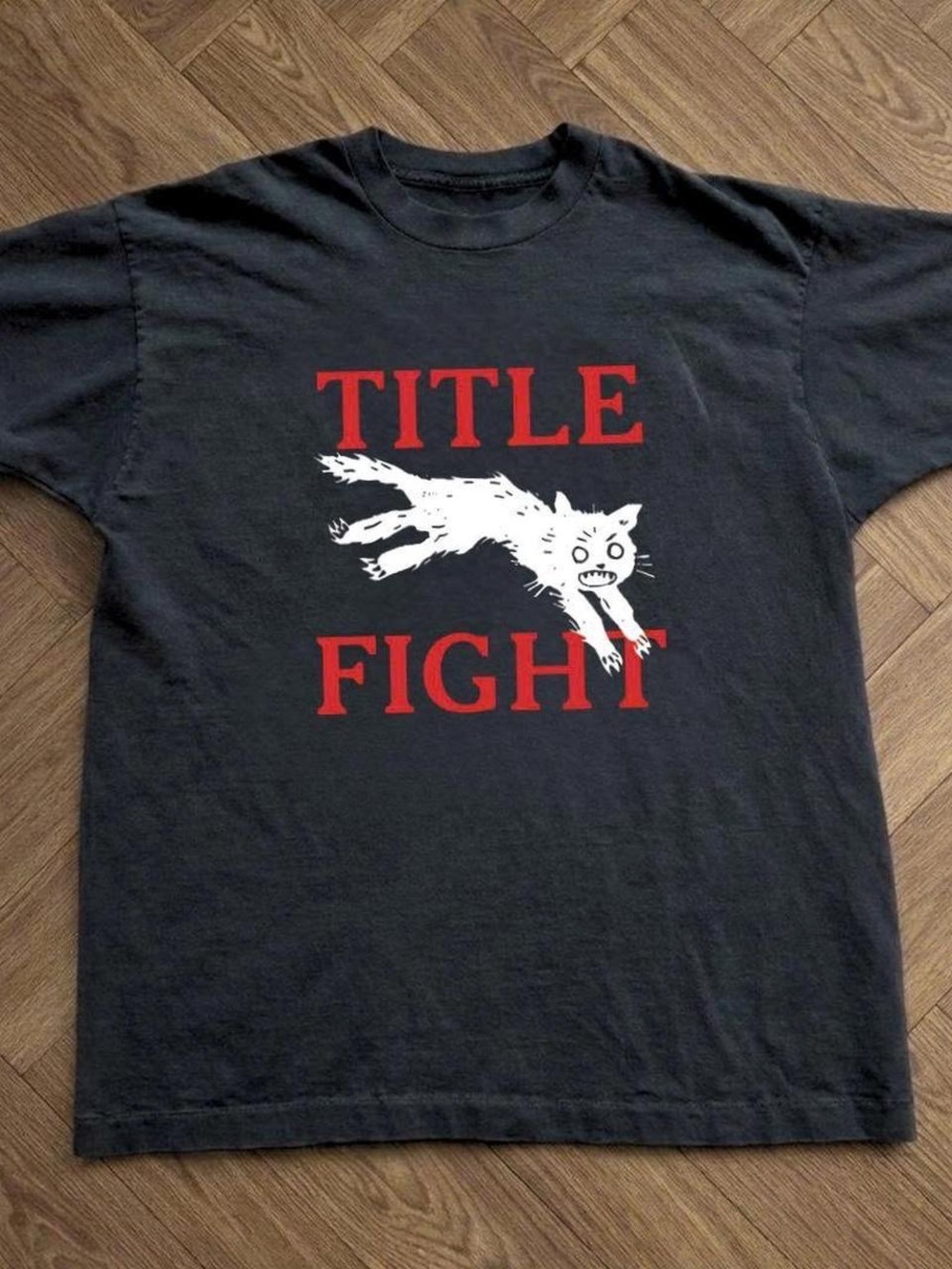 Gildan Black Short-Sleeve Tee with Red TITLE FIGHT and White Cat Graphic